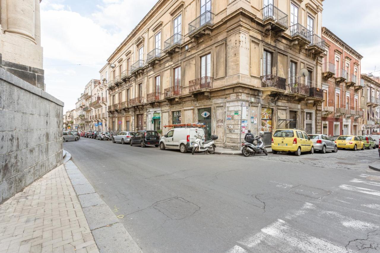 Catania Central Apartment With Terrace- Casa Mariella Eksteriør billede